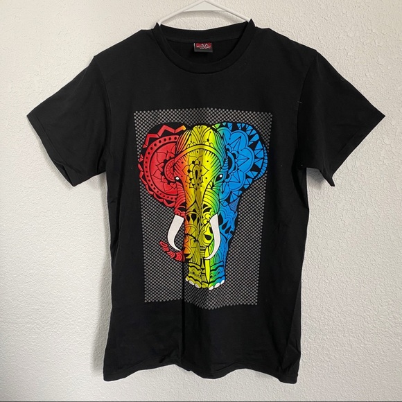 the phantom Tops - Beautiful elephant tee